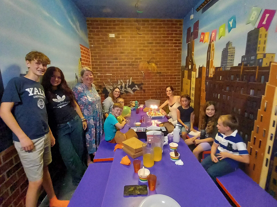 Gravity Trampoline Parks-梅德斯通必去景点