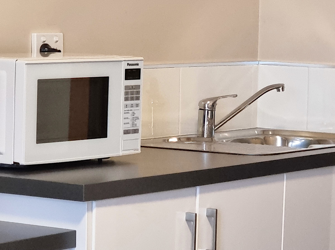 康莫丽晶酒店主图