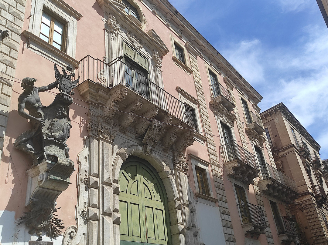 Piazza Università-卡塔尼亚必去景点