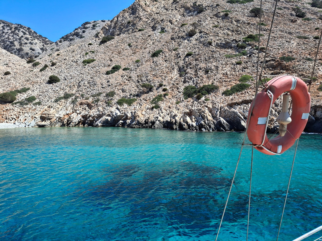 Amanda Boat Tours-Platis Gialos必去景点