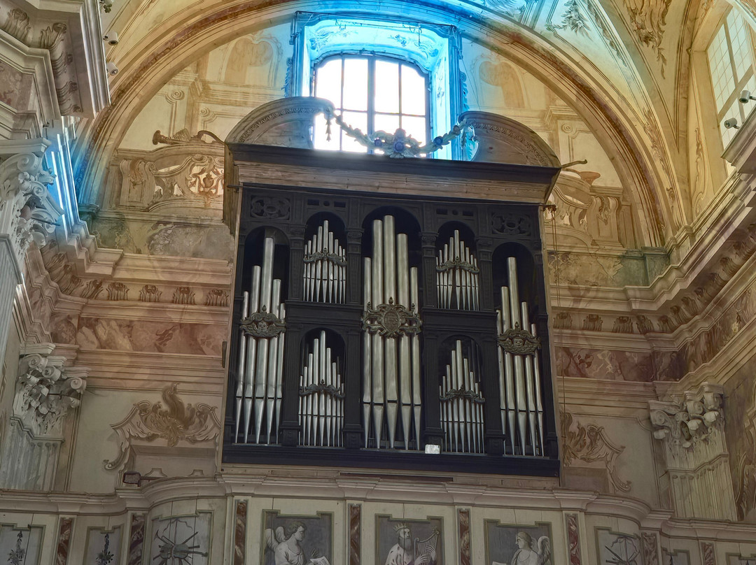 Santuario della Madonna del Sasso-Madonna del Sasso必去景点