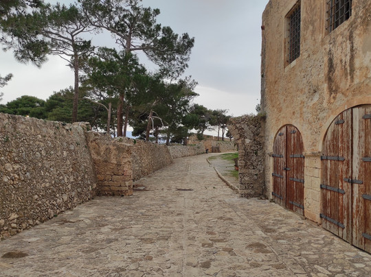 Proper Cretan Guide-干尼亚必去景点