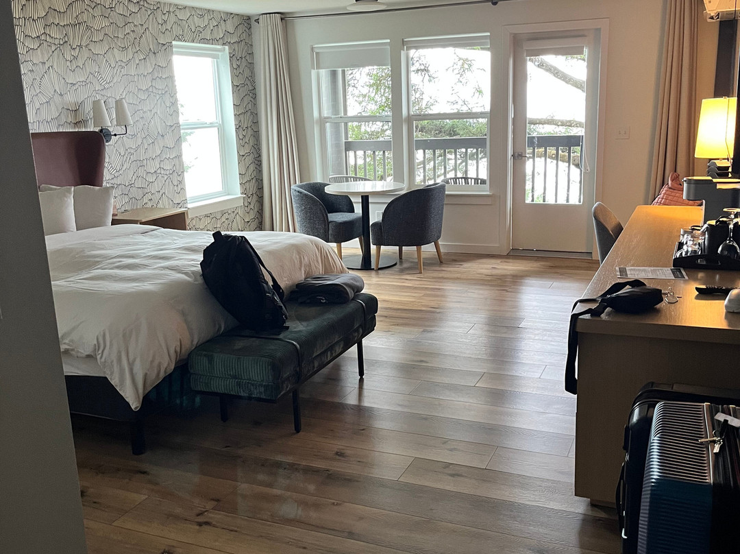 Ocean Crest Resort主图