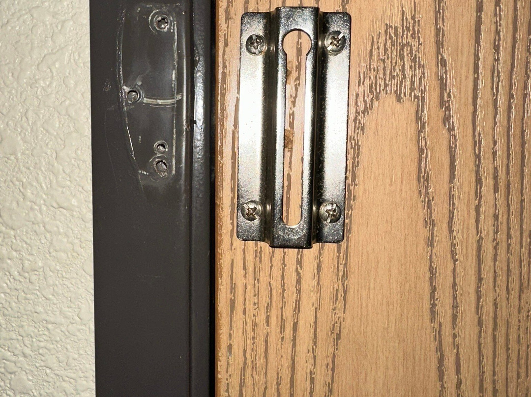 Fossil Creek Hotel & Suites I-70主图