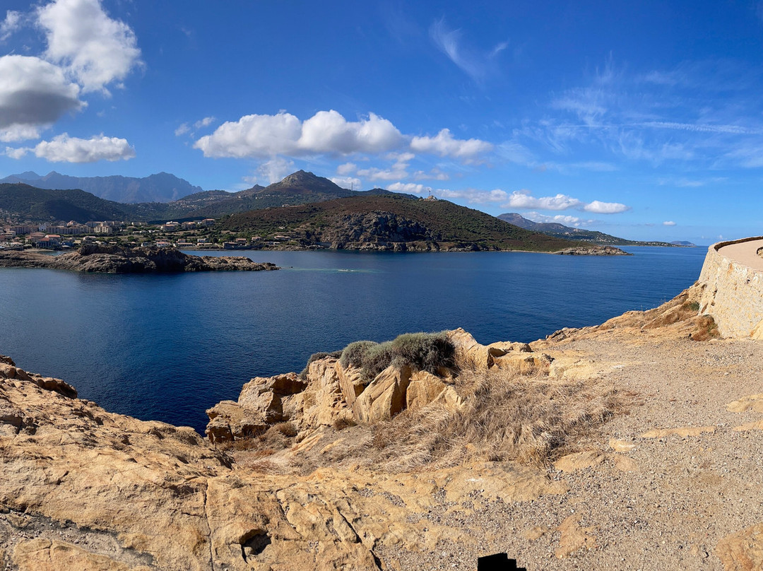 Phare de la Pietra-Ile Rousse必去景点
