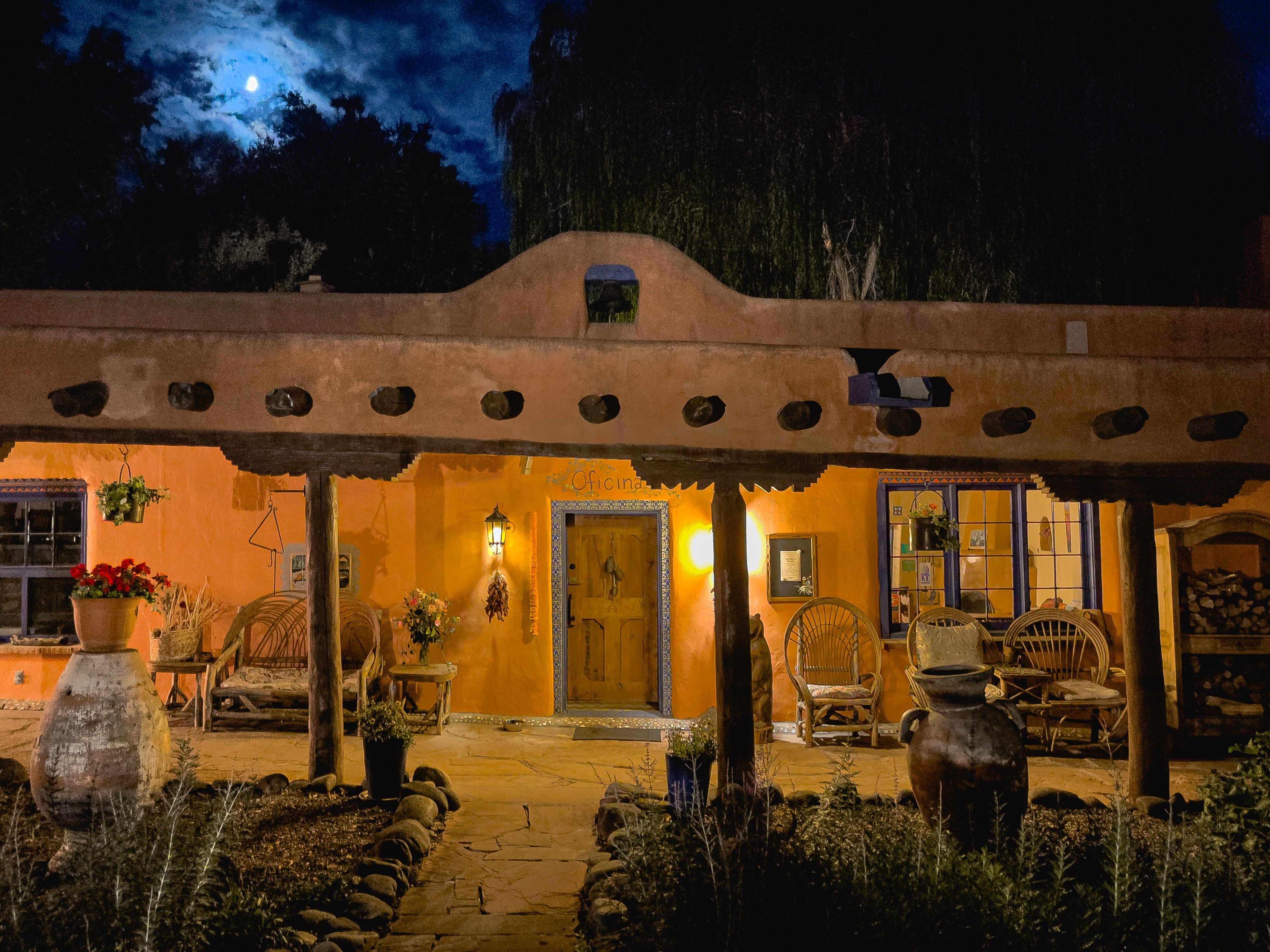 Adobe and Pines Inn B&B-官方