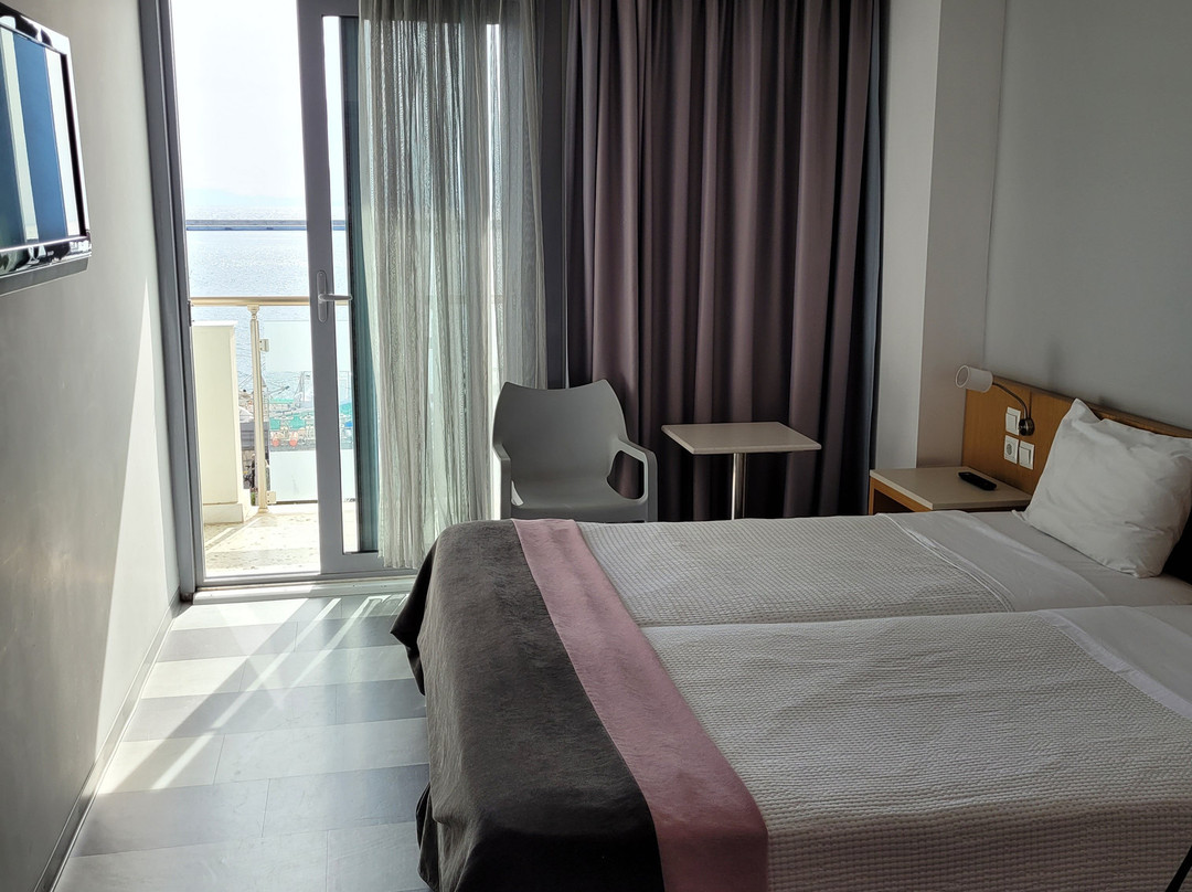 爱若特银河酒店主图