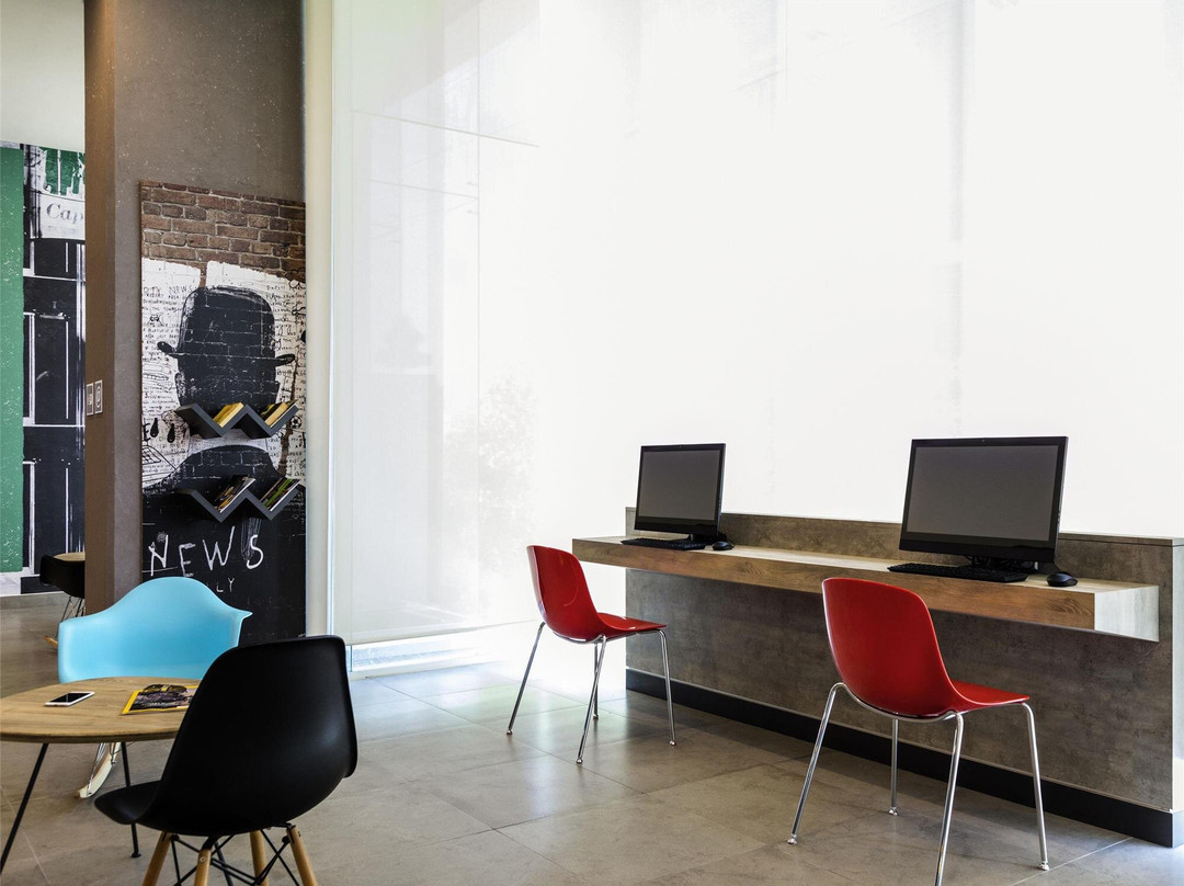 宜必思墨西哥塔兰潘特拉酒店主图