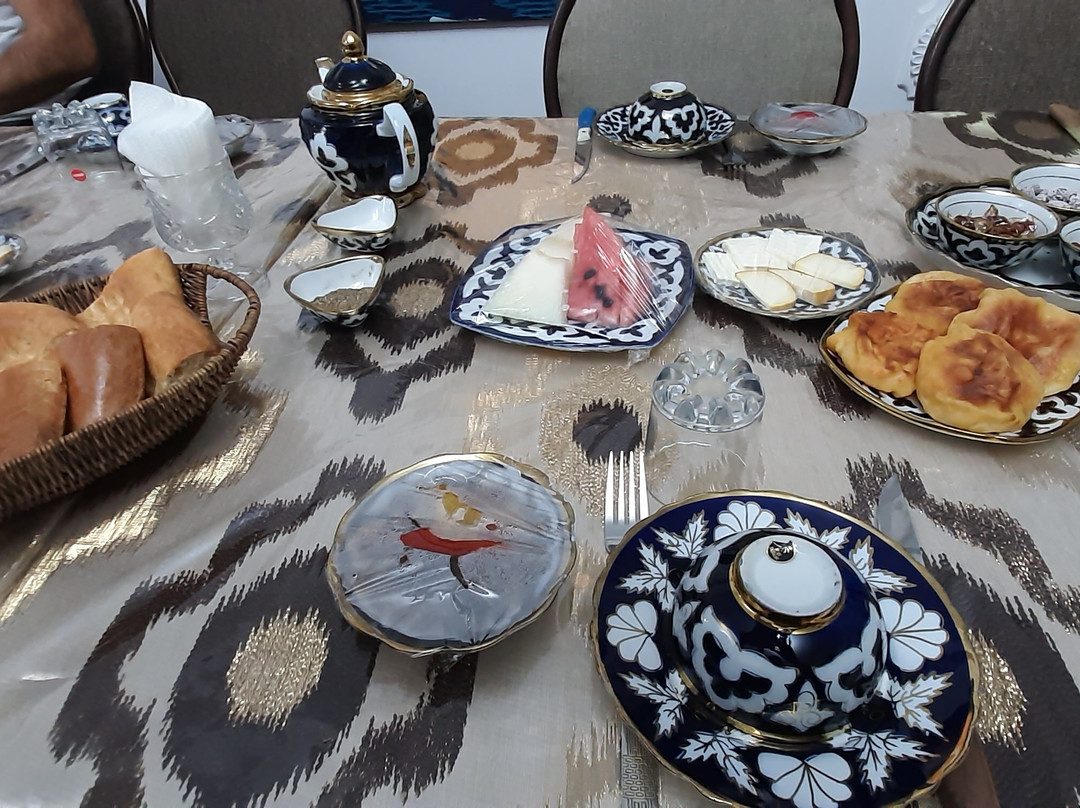 Gijduvan ceramics of The Narzullaevs-Gijduvan必去景点