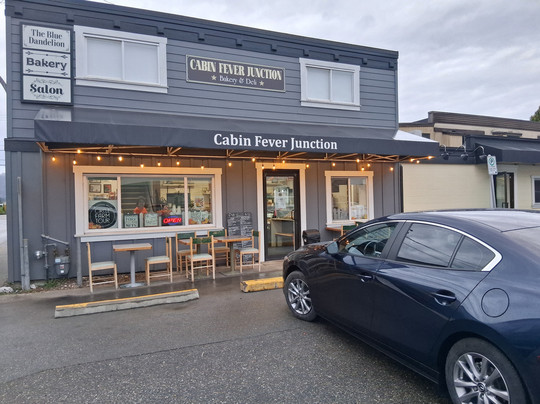 Cabin Fever Junction-阿加斯市必去景点