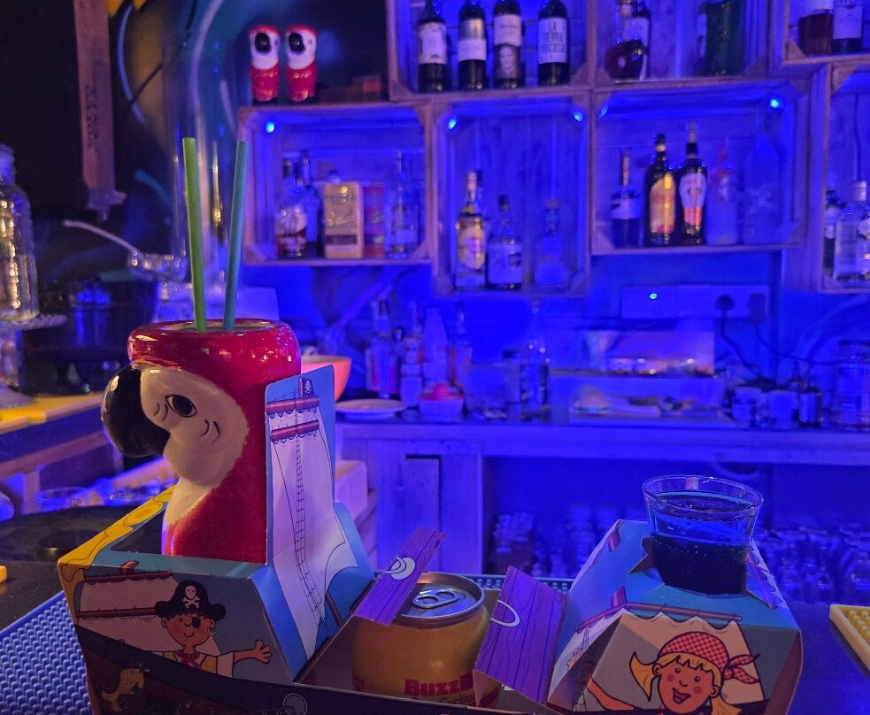 Sip & Solve-普兹茅斯必去景点