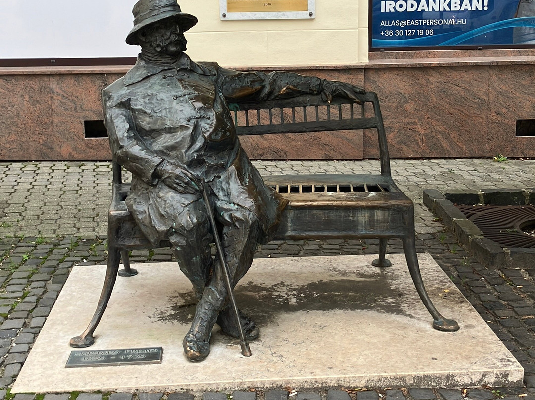 Habsburg Frigyes szobor-Mosonmagyarovar必去景点