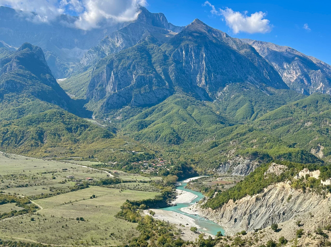 Limitless Albania-地拉那必去景点