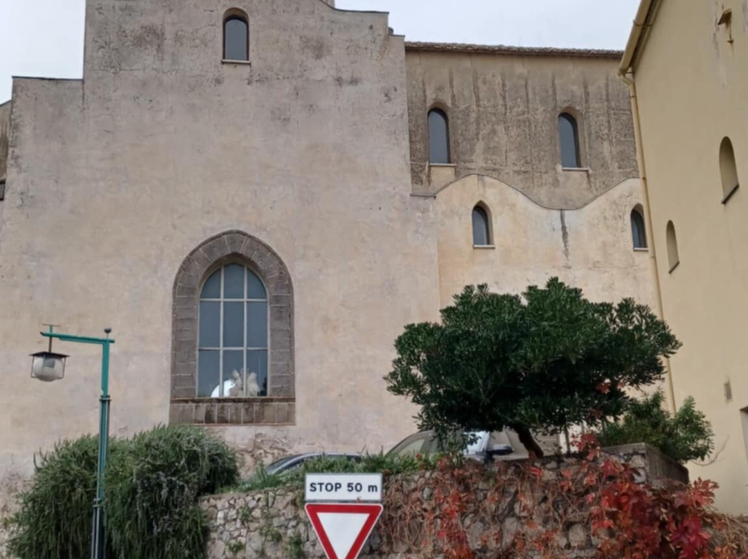 Chiesa di Santa Maria a Gradillo-拉韦洛必去景点