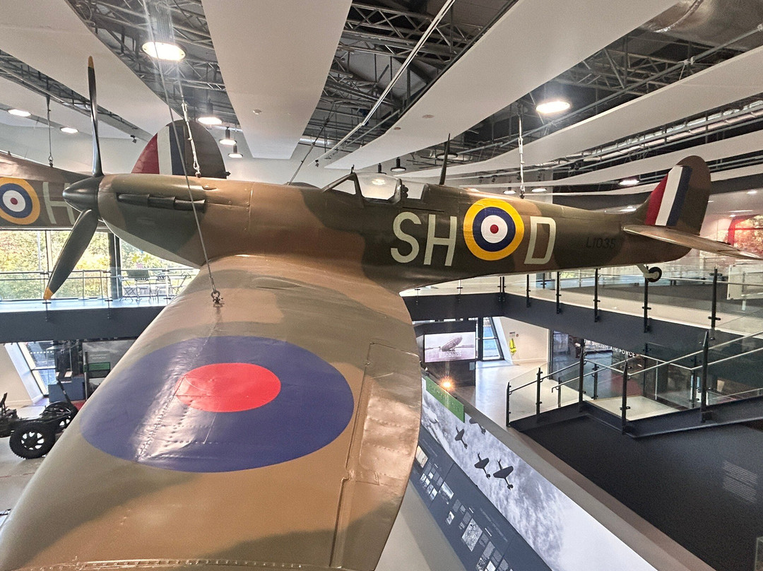 Battle of Britain Bunker-乌克斯桥必去景点