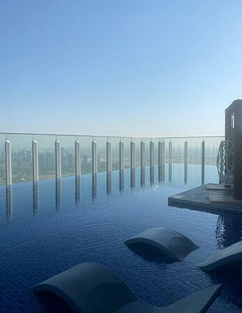 Taj Jumeirah Lakes Towers主图