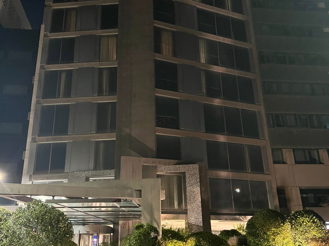 巴里你好酒店主图