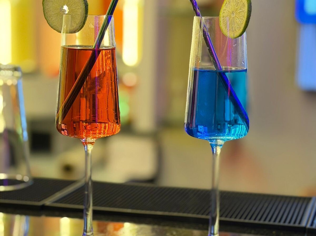 Tashan Hookah & Night Club