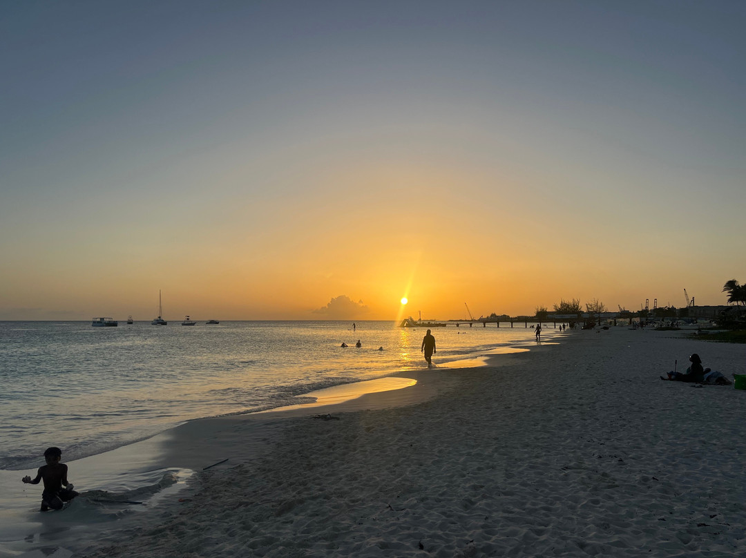 Browne's Beach-布里奇顿必去景点