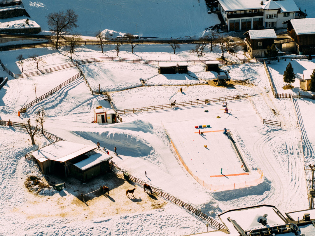 Pitzis Kinderhotel主图