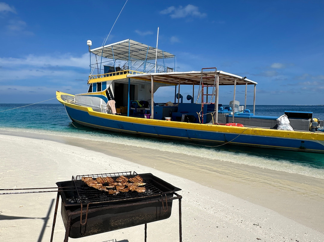 Into the Blue Lodge主图