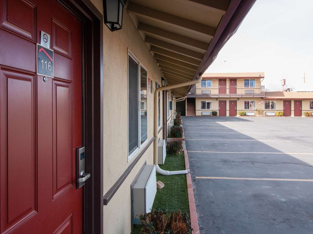 Quality Inn Bishop near Mammoth