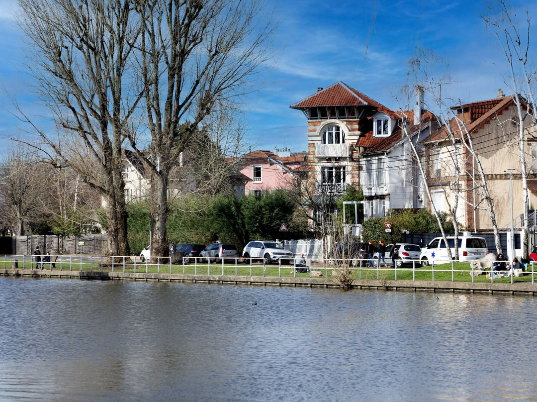 LAC D'ENGHIEN-LES-BAINS-昂吉安莱班必去景点
