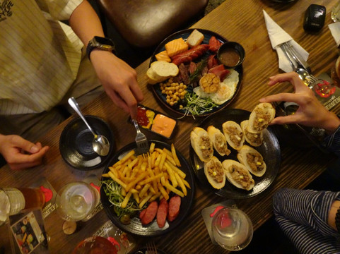 Lagom Café - Belgian Beer & Coffee Lounge