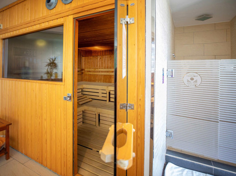 瑟维集团帕帕卢纳酒店主图