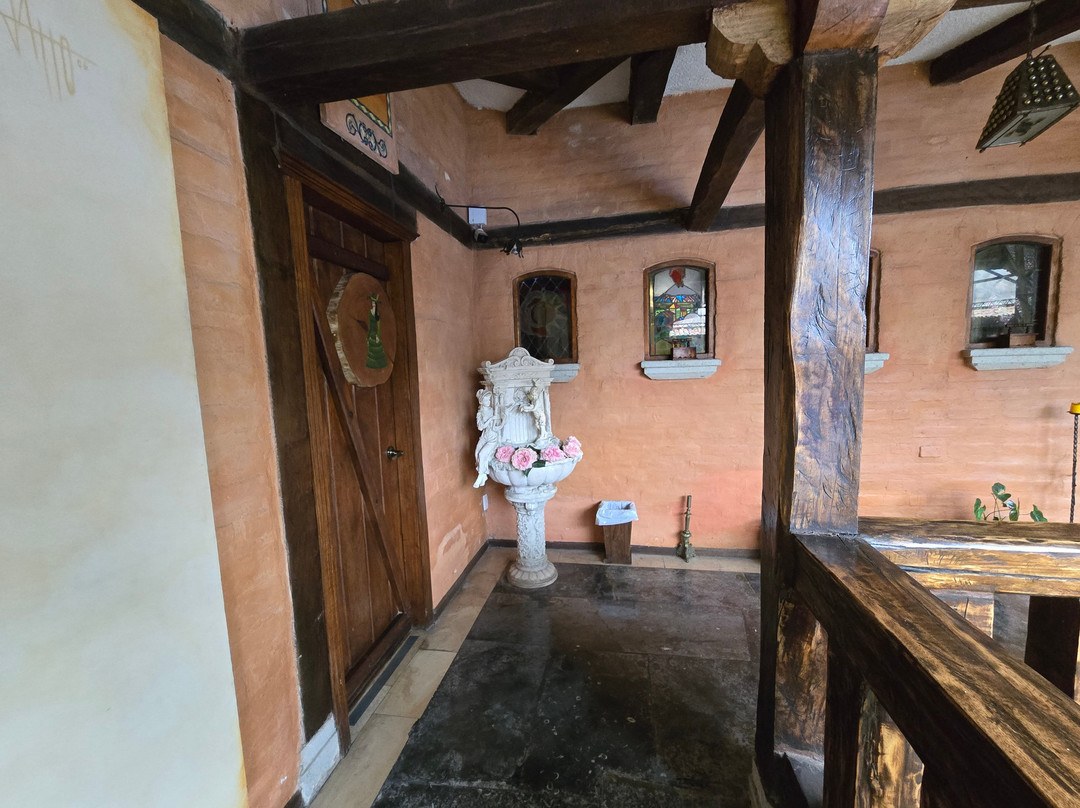 露娜火山探险水疗中心主图