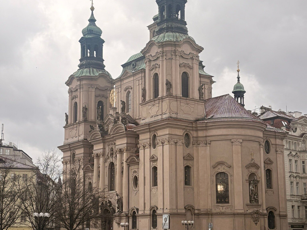Prague Pulse Tours-布拉格必去景点