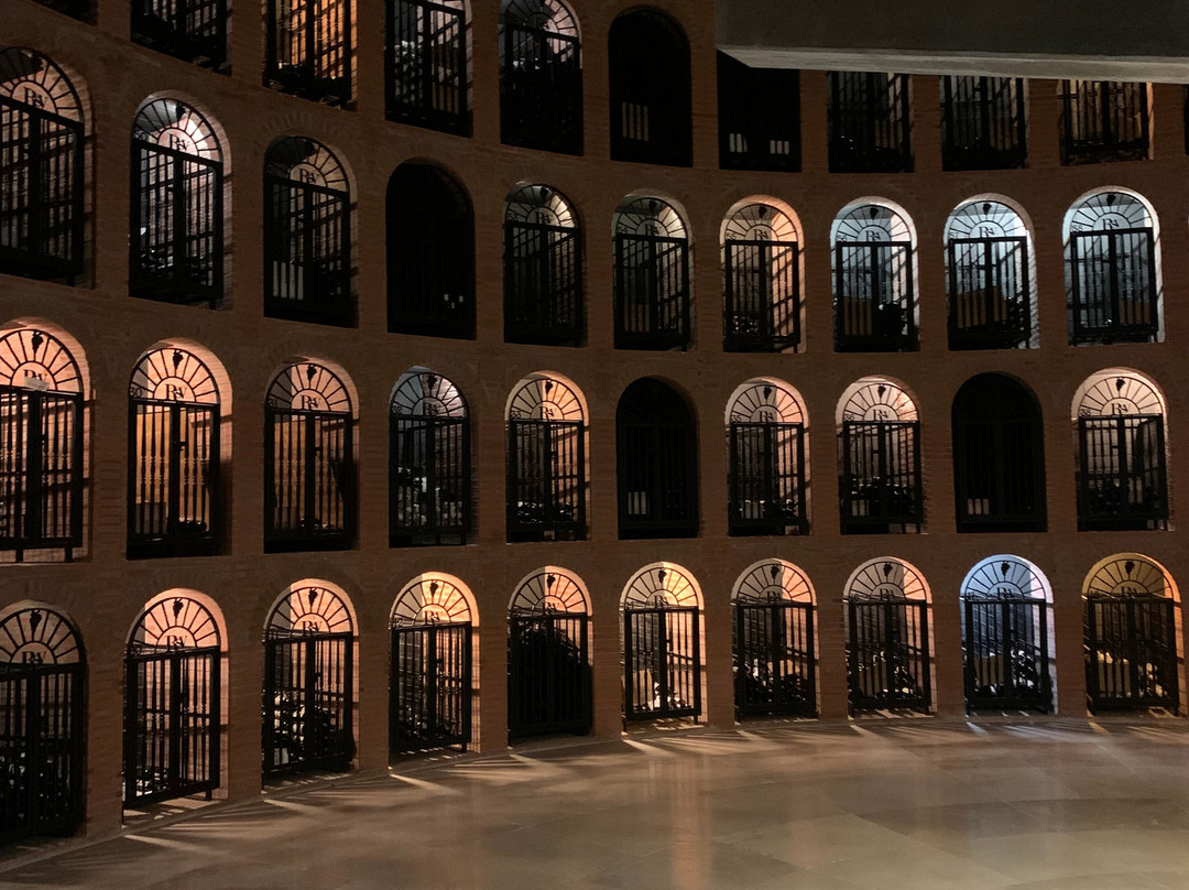 Bodegas Y Vinedos PradoRey-Gumiel Del Mercado必去景点