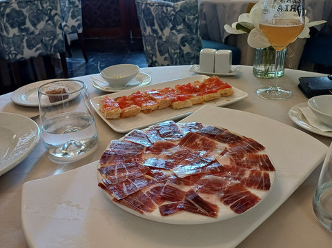 Resturante Reina Isabel