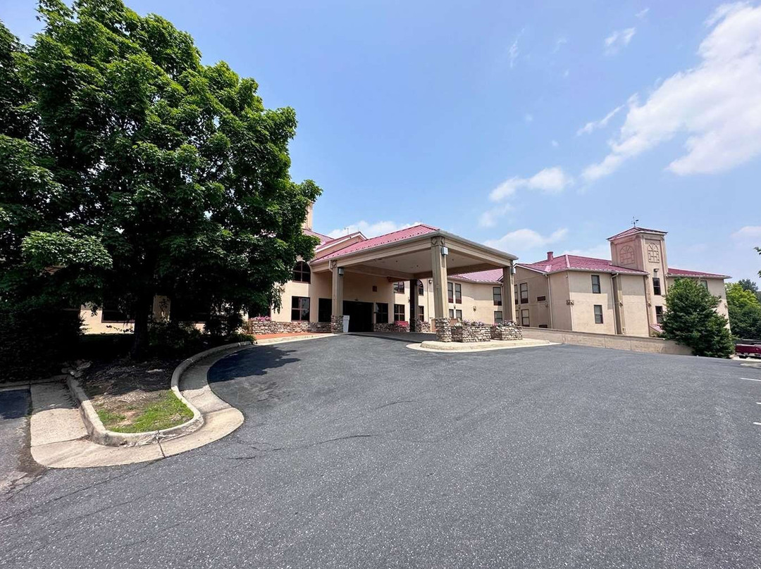 韦恩斯伯勒酒店住宿-Wingate by Wyndham Waynesboro/Route 340