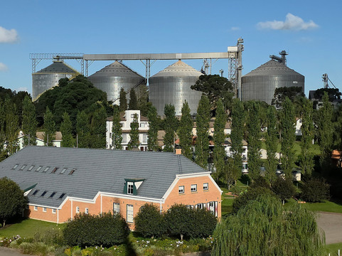 Castrolanda Cultural Center-Castro必去景点