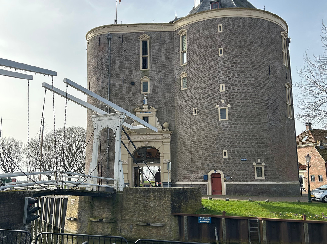 Cultureel Centrum Drommedaris-恩克赫伊曾必去景点