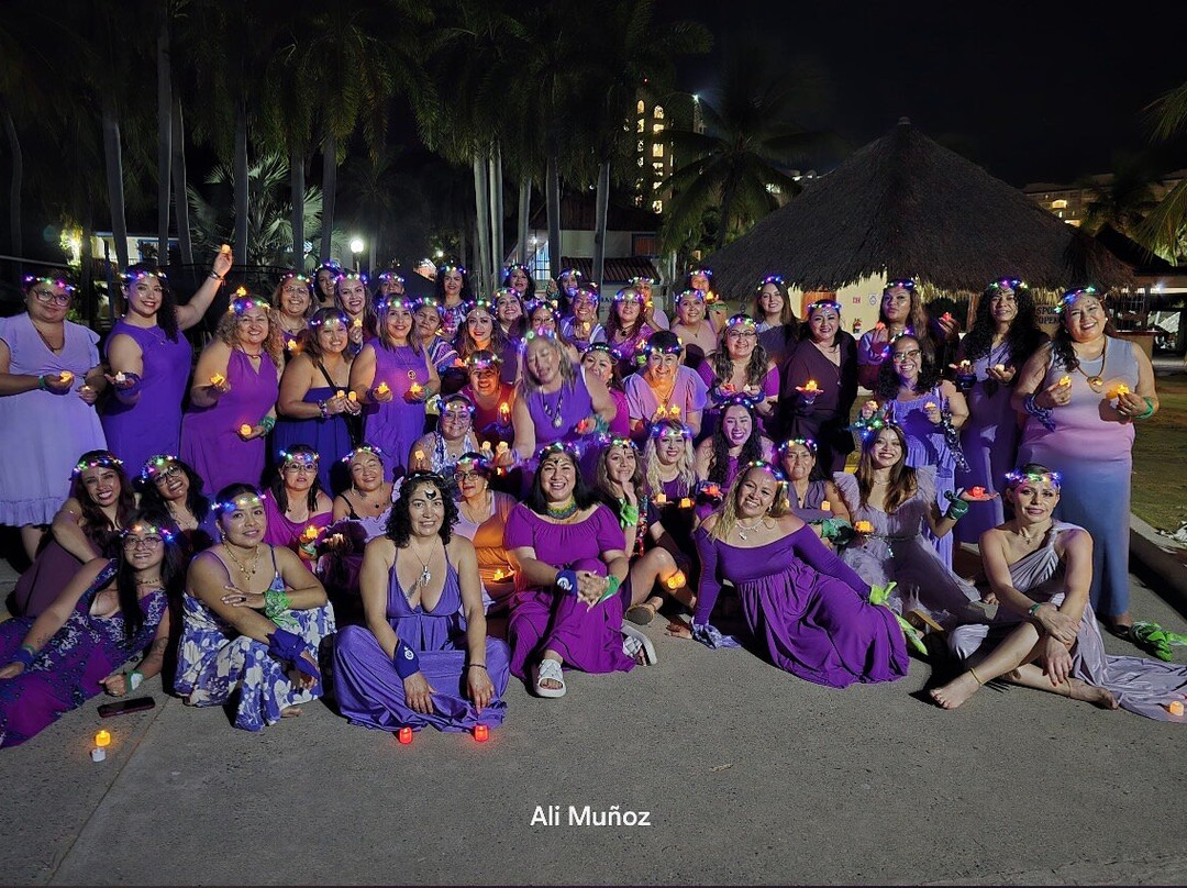 伊斯塔帕夸尔顿俱乐部全包度假村主图