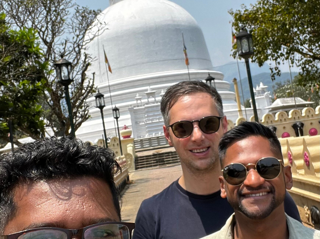 Lion Lanka Tours-卡图纳耶克必去景点