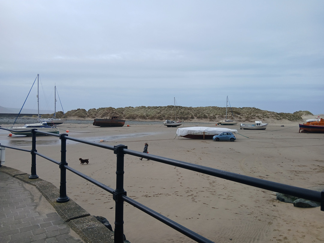 Bryncrug酒店住宿-Leahurst Bed & Breakfast