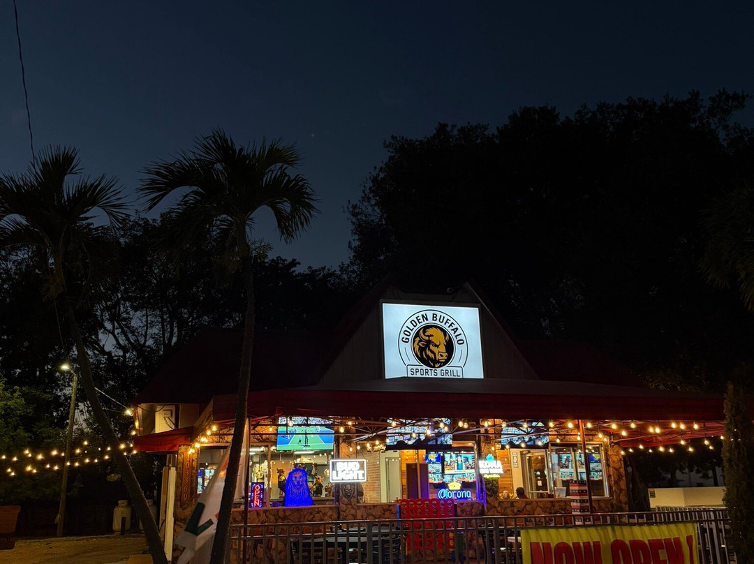 Golden Buffalo's Sports Grill