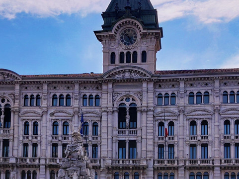 Club Magellano-Tavazzano con Villavesco必去景点