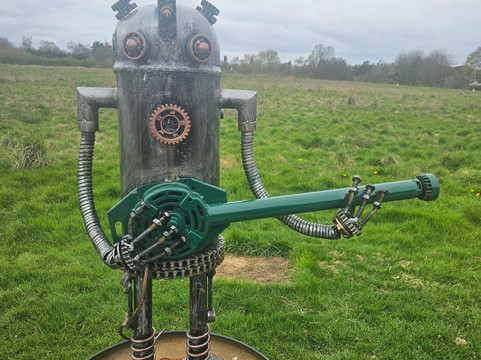 The British Ironwork Centre-奥斯沃斯特必去景点