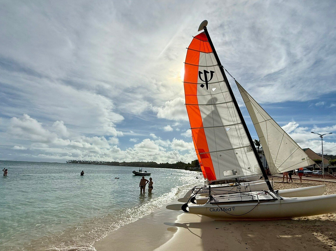 St. Anne Beach-Sainte-Anne必去景点