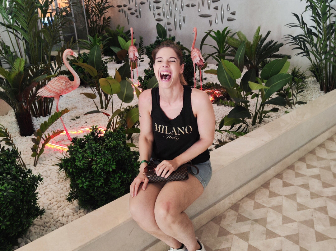 法美拉腊温泉度假酒店主图