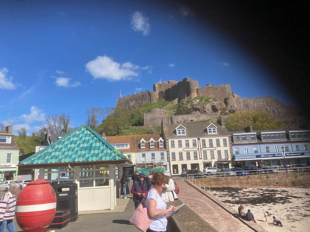 Tantivy Blue Coach Tours-St. Helier必去景点