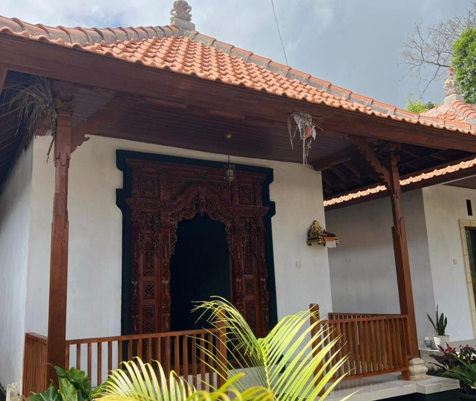Besakih Homestay & Villa