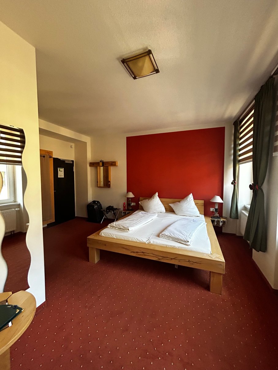 戈登内尔斯特恩酒店-旅行者