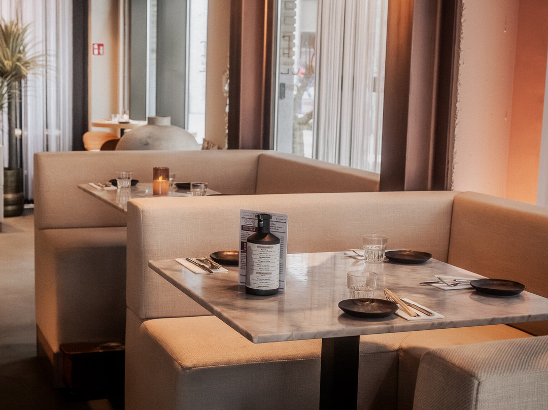 BLUE Fusion Kitchen & Bar