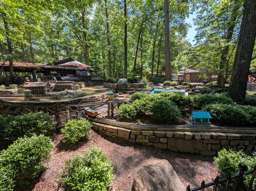 Garvan Woodland Gardens-温泉城必去景点