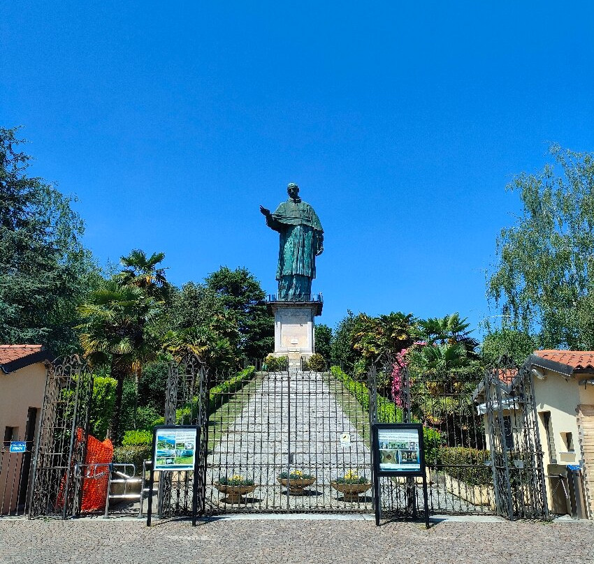 Colosso di San Carlo Borromeo-阿罗纳必去景点